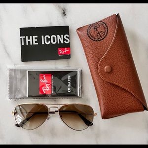 ‼️SOLD‼️New Ray•Ban Aviator Sunglasses